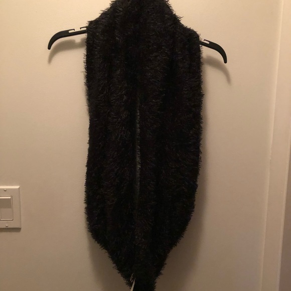 Black Reversible Infinity Scarf - Picture 2 of 3